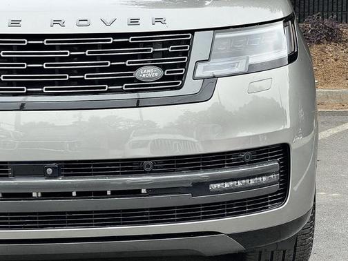2023 Land Rover Range Rover P530 SE