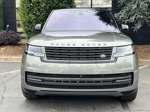 2023 Land Rover Range Rover P530 SE