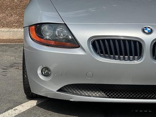 2003 BMW Z4 2.5i Roadster