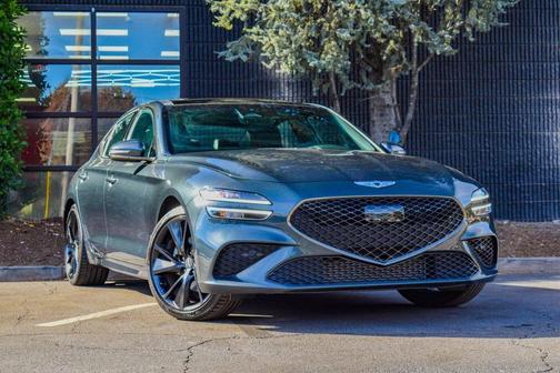 2023 Genesis G70 2.0T RWD