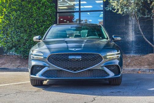 2023 Genesis G70 2.0T RWD