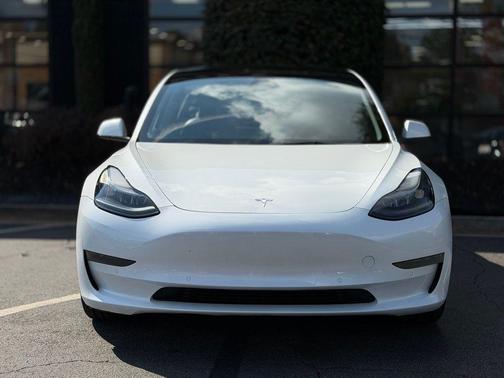 2022 Tesla Model 3 Standard Range