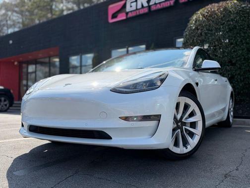 2022 Tesla Model 3 Standard Range