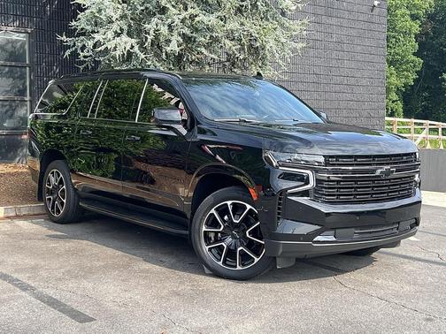 2022 Chevrolet Suburban RST