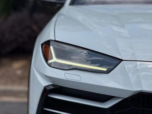 2019 Lamborghini Urus