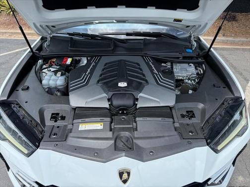 2019 Lamborghini Urus