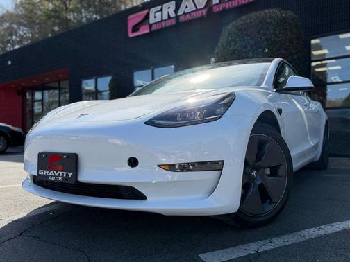 Pearl White Multi-Coat 2023 Tesla Model 3 Standard Range