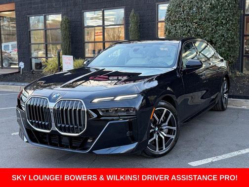 Carbon Black Metallic 2023 BMW 760 i xDrive