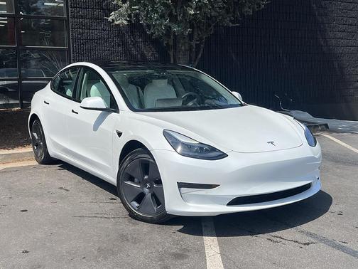 2022 Tesla Model 3 Long Range