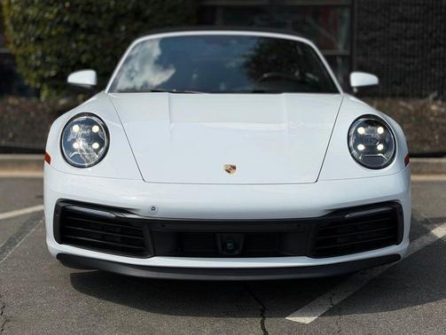 2020 Porsche 911 Carrera 4S Cabriolet