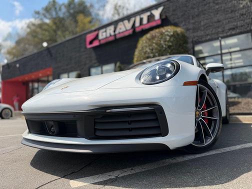 2020 Porsche 911 Carrera 4S Cabriolet
