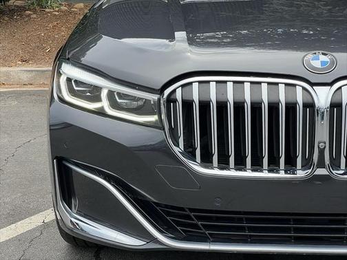 2020 BMW 750 i xDrive
