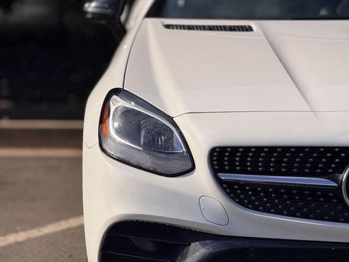 2019 Mercedes-Benz SLC 300 Base