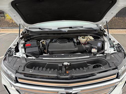 2021 Chevrolet Suburban 4WD High Country