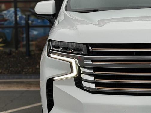 2021 Chevrolet Suburban 4WD High Country