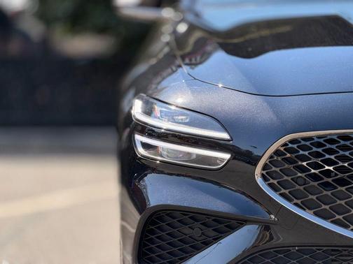 2023 Genesis G70 2.0T AWD