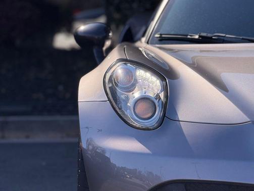 2015 Alfa Romeo 4C Base
