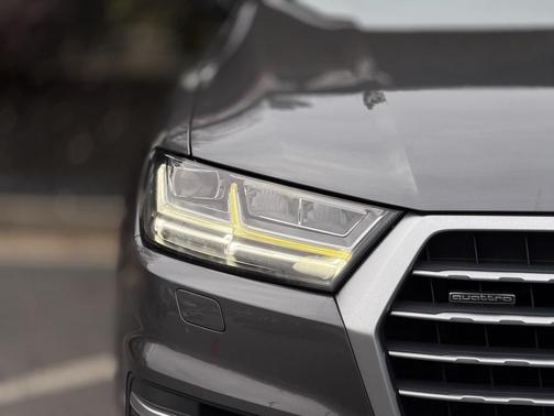 2019 Audi Q7 55 Prestige