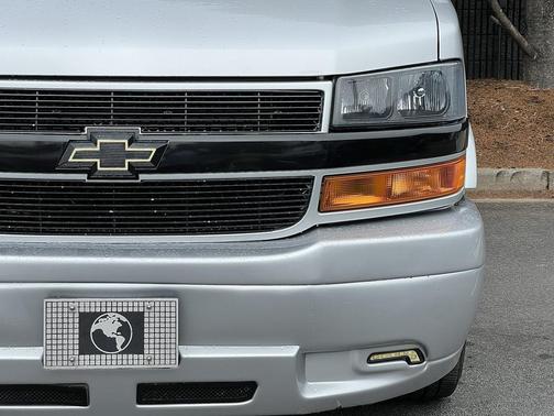 2021 Chevrolet Express 2500 LS