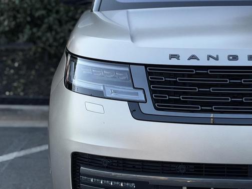 2023 Land Rover Range Rover P400 SE