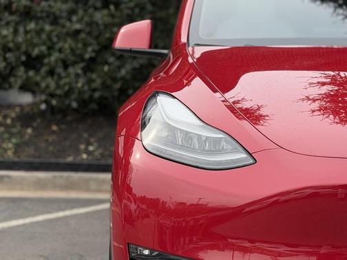 2023 Tesla Model Y Performance Dual Motor All-Wheel Drive