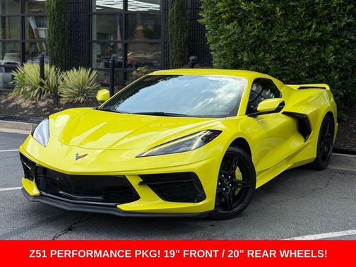 Accelerate Yellow Metallic 2021 Chevrolet Corvette Stingray w/1LT