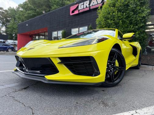 Accelerate Yellow Metallic 2021 Chevrolet Corvette Stingray w/1LT