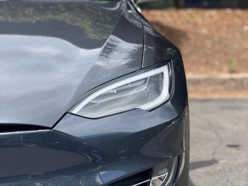 2018 Tesla Model S 100D