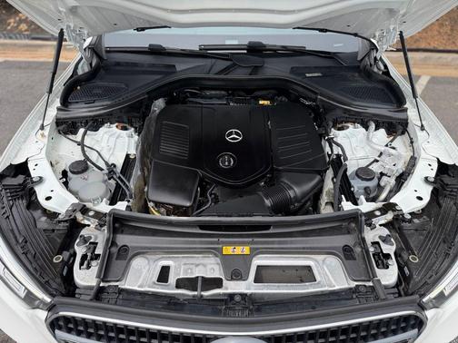 Polar White 2025 Mercedes-Benz GLC 300 Base