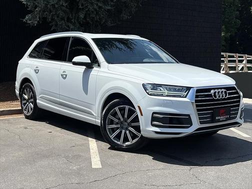 2019 Audi Q7 55 Premium