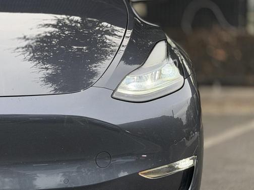 2021 Tesla Model Y Performance Dual Motor All-Wheel Drive