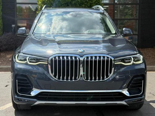 2022 BMW X7 xDrive40i