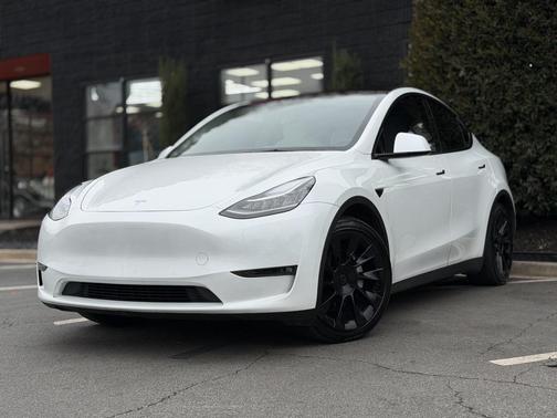 2021 Tesla Model Y Long Range Dual Motor All-Wheel Drive