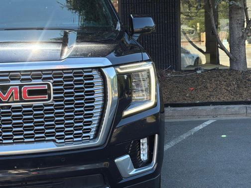 Midnight Blue Metallic 2023 GMC Yukon Denali