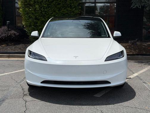 Pearl White Multi-Coat 2025 Tesla Model 3 Long Range