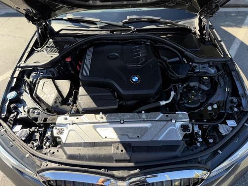 2022 BMW 330 xDrive