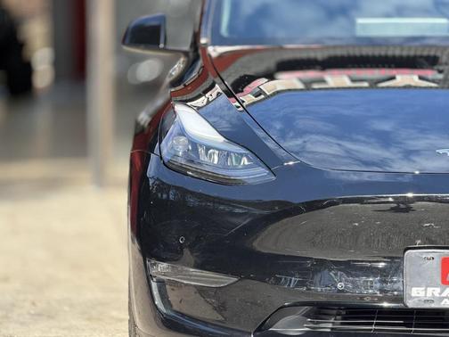 2022 Tesla Model Y Performance Dual Motor All-Wheel Drive