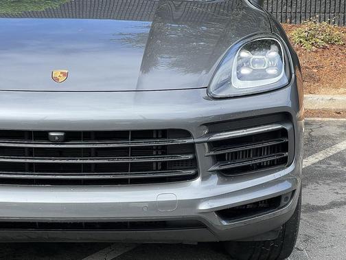 2022 Porsche Cayenne Cayenne