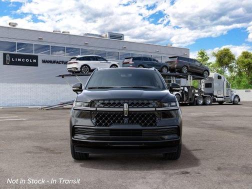 Infinite Black Metallic 2027 Lincoln Navigator Reserve