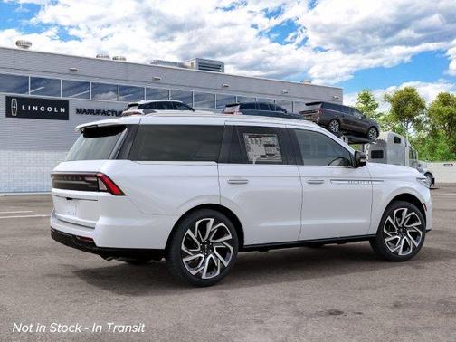 Pristine White 2027 Lincoln Navigator Reserve