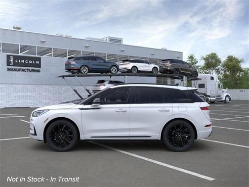 2025 Lincoln Corsair Premiere