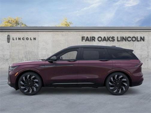 2025 Lincoln Nautilus Reserve
