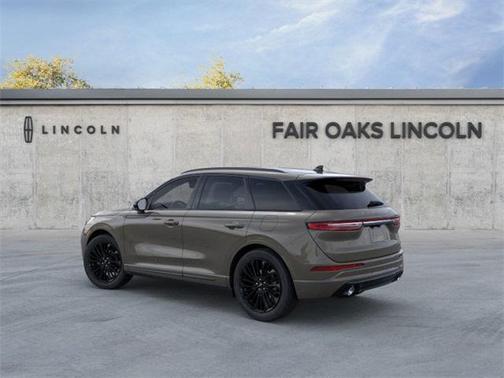 2025 Lincoln Corsair Premiere