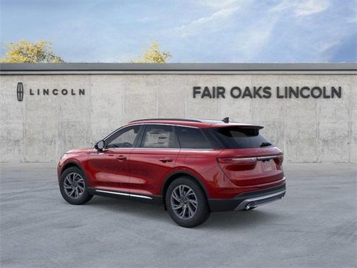 2025 Lincoln Corsair Premiere
