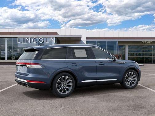 Whisper White 2027 Lincoln Aviator PREMIERE
