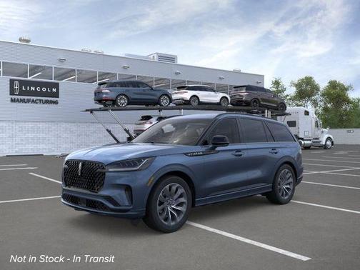 Whisper White 2026 Lincoln Aviator Premiere