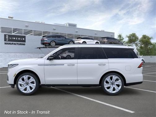 2025 Lincoln Navigator Reserve