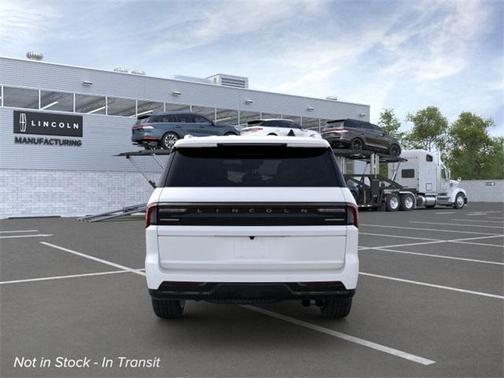 2025 Lincoln Navigator Reserve