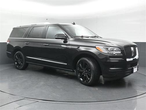 2022 Lincoln Navigator L Reserve