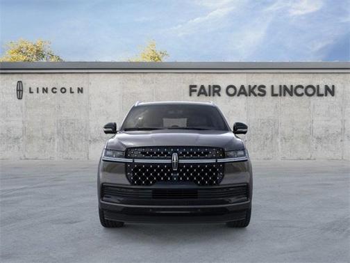 2025 Lincoln Navigator L Black Label